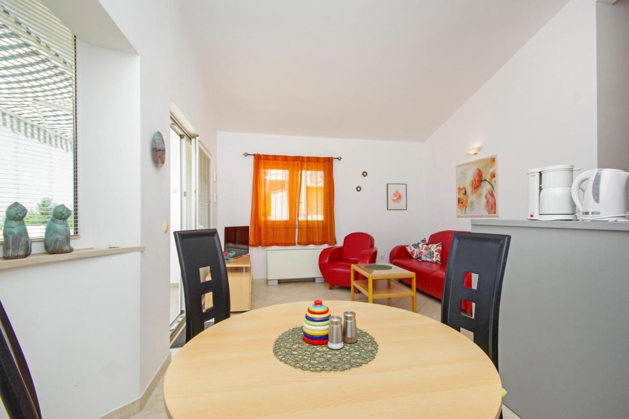 Matanovi Dvori Md Apartments Makarska Exterior photo