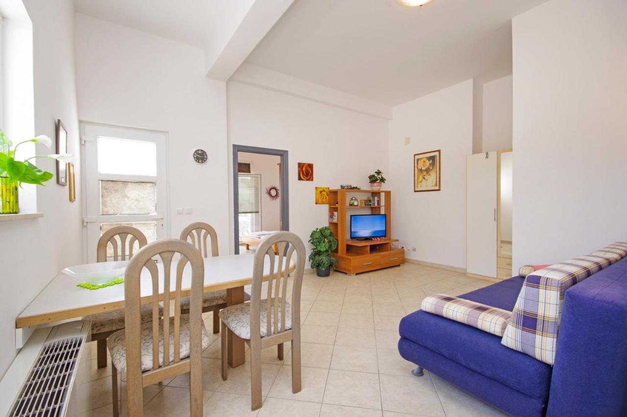 Matanovi Dvori Md Apartments Makarska Exterior photo