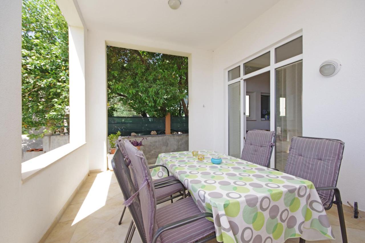 Matanovi Dvori Md Apartments Makarska Exterior photo